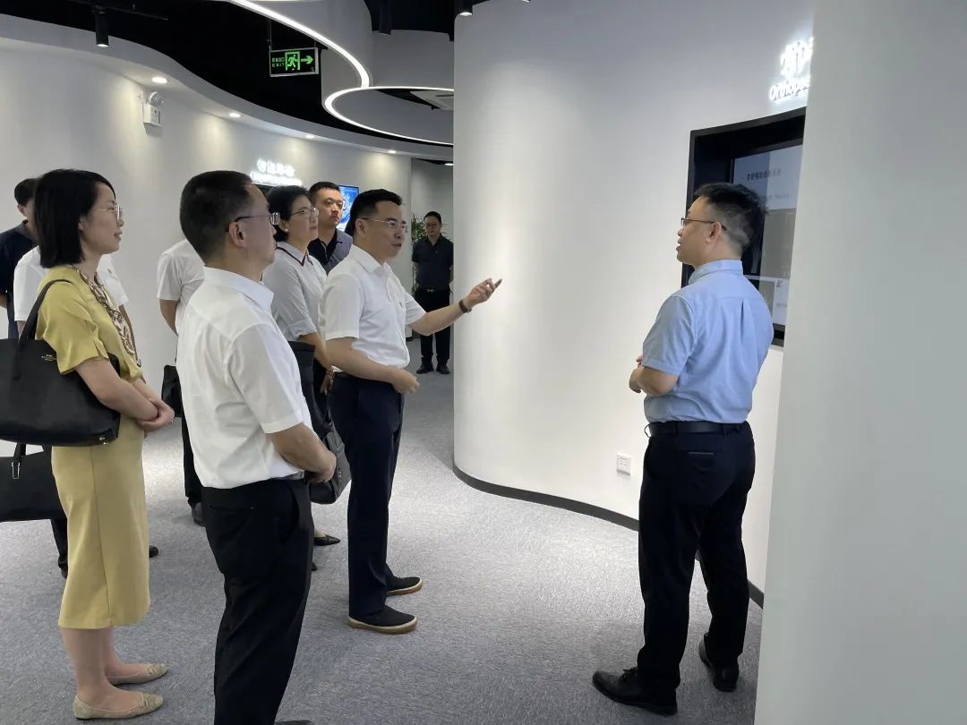 嘉兴市政府副市长倪沪平一行莅临健培科技考察调研-新闻动态|健培科技