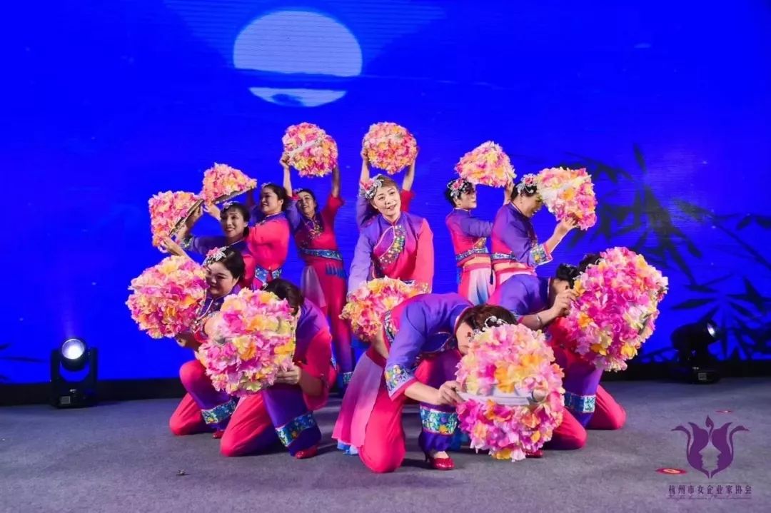 “时代群芳 倾城绽放”| 季红丽荣获行业新锐奖-新闻动态|健培科技