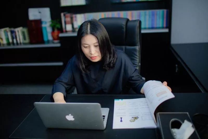 喜讯｜季红丽荣获“天下巾帼立功尖兵”称呼-新闻动态|健培科技