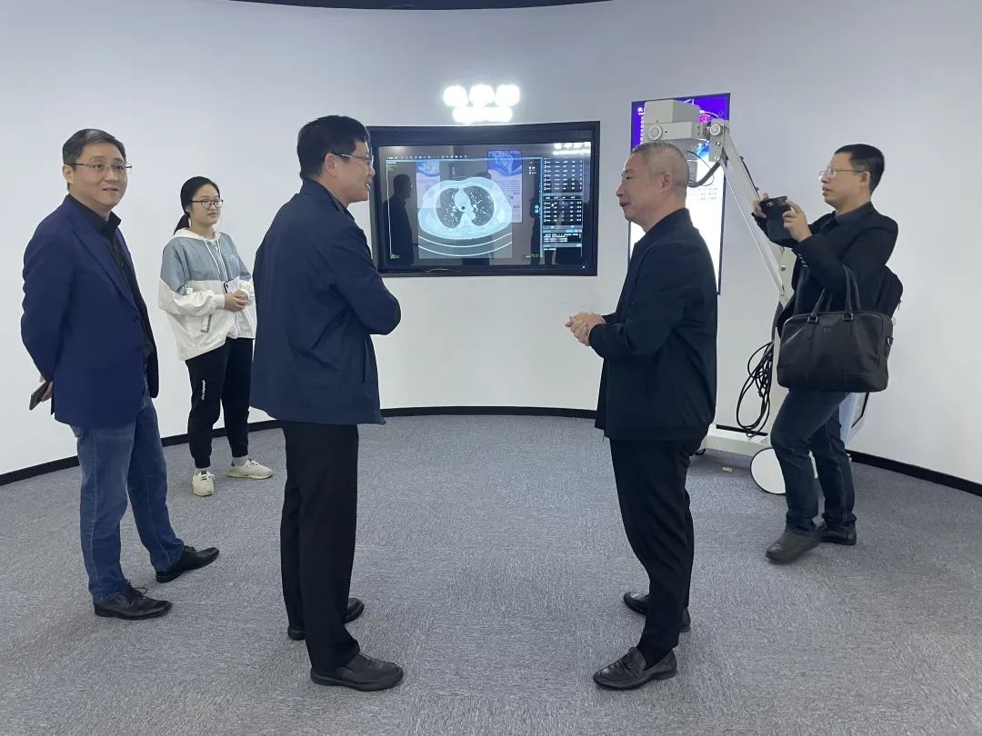 杭州师范大学原副校长、移动康健治理系统教育部工程研究中心主任杨磊一行莅临健培科技考察调研-新闻动态|健培科技