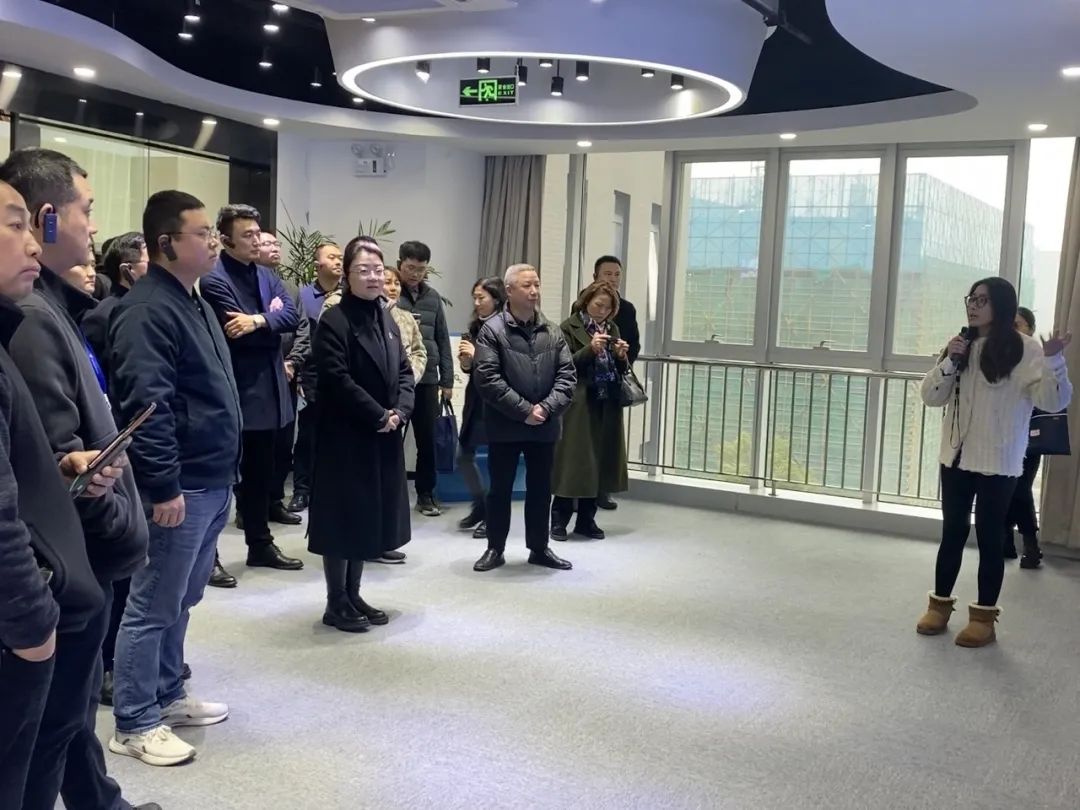 重庆市九龙坡区干部考察团莅临健培科技考察调研-新闻动态|健培科技