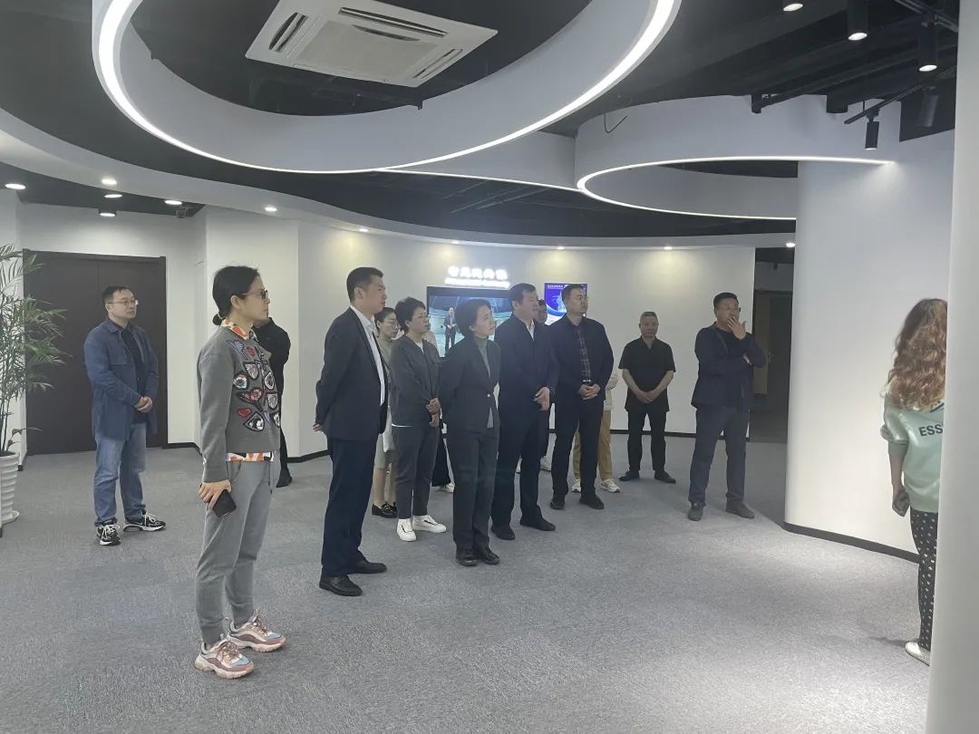 吉林省长春市人大教科文卫委员会主任委员高岩一行莅临健培科技考察调研-新闻动态|健培科技