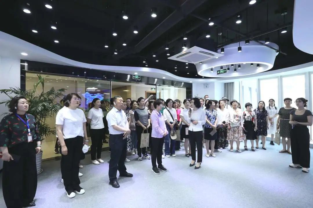 甘肃省妇联党组成员、副主席李娟一行莅临健培科技考察调研-新闻动态|健培科技