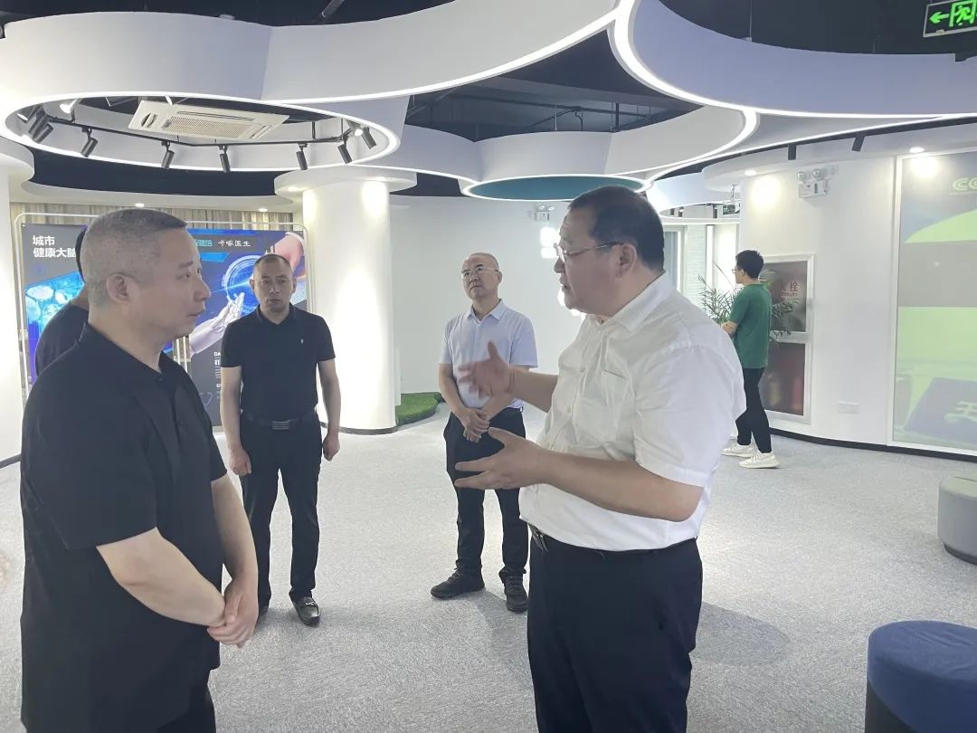 潍坊市奎文区委副书记、区长刘建安一行莅临健培科技考察调研-新闻动态|健培科技