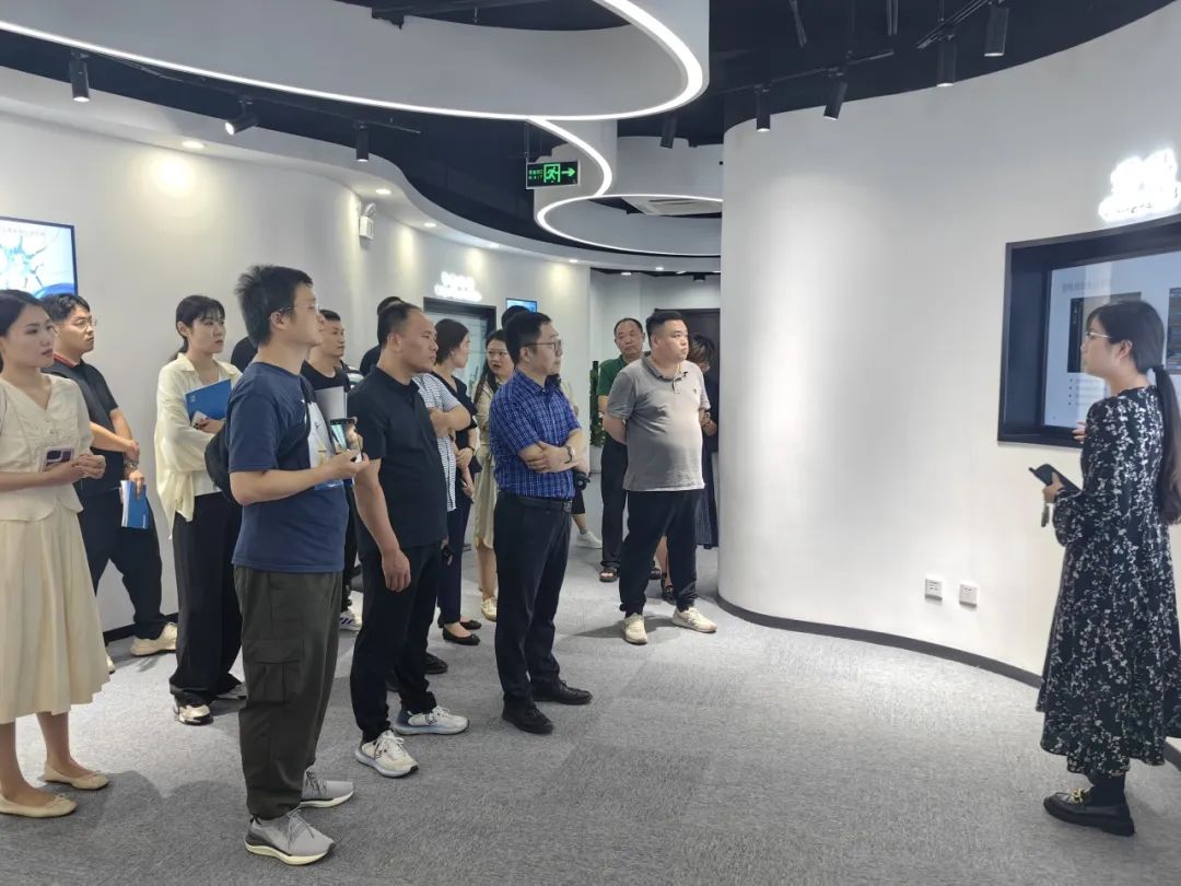 上海市开发区协会考察团赴健培科技考察交流-新闻动态|健培科技