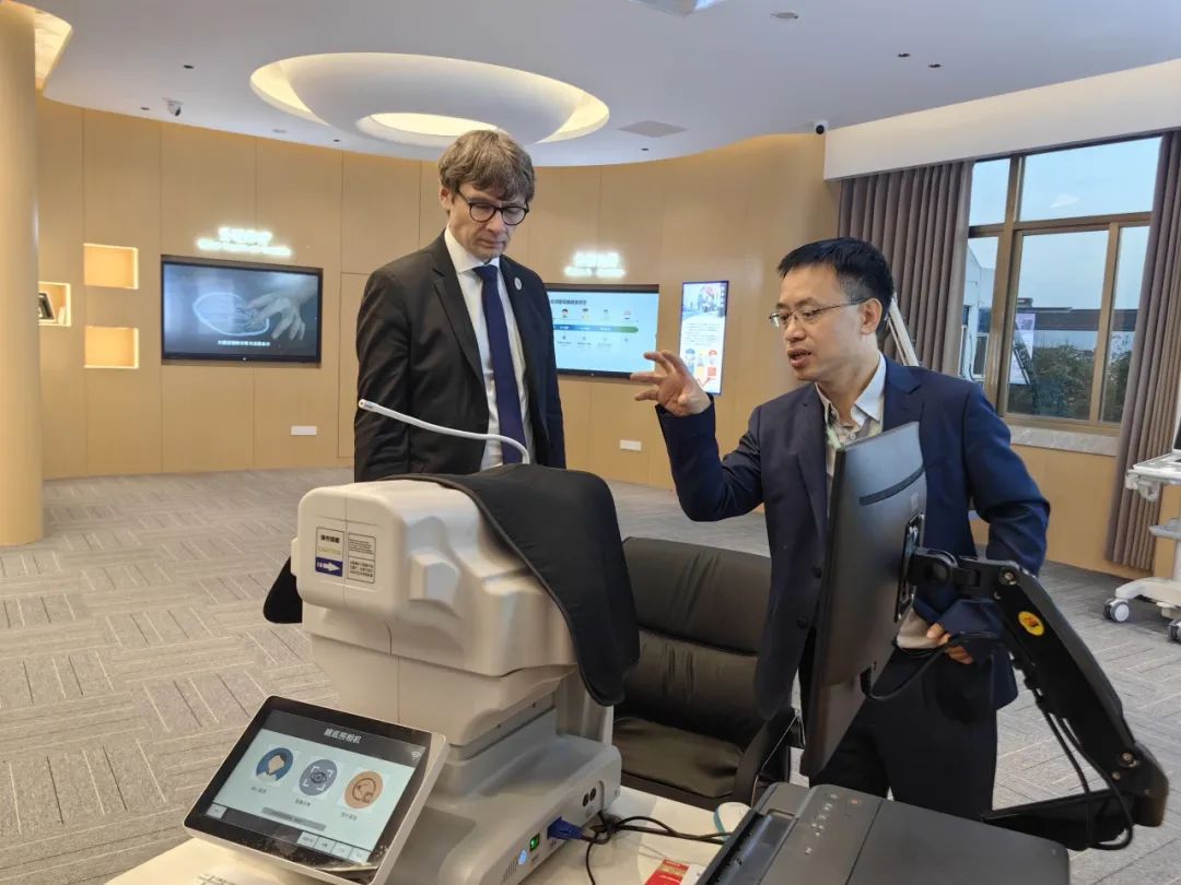 国际电信同盟副秘书长Tomas Lamanauskas（托马斯?兰曼瑙斯卡斯）莅临乌镇智能医院旅行考察-新闻动态|健培科技