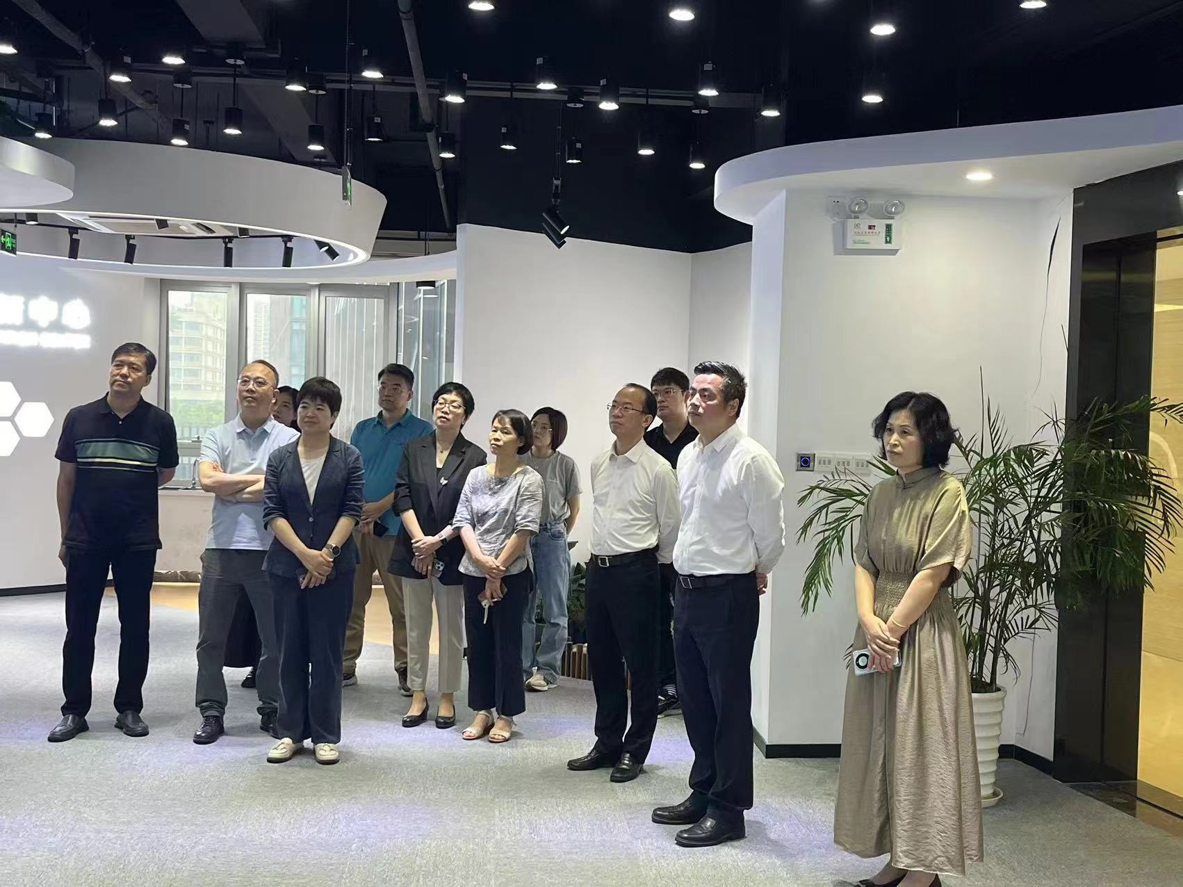 农工党省委会医药卫生事情委员会2024年度事情聚会暨第11期“同心议政”沙龙在健培科技召开-新闻动态|健培科技