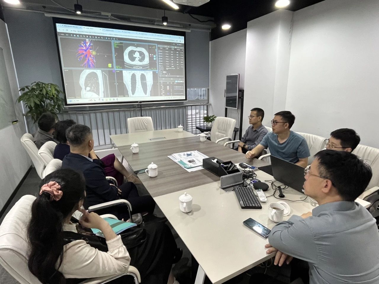 东部战区总医院咽喉反流病MDT中心主任王秋萍一行莅临健培科技考察调研-新闻动态|健培科技