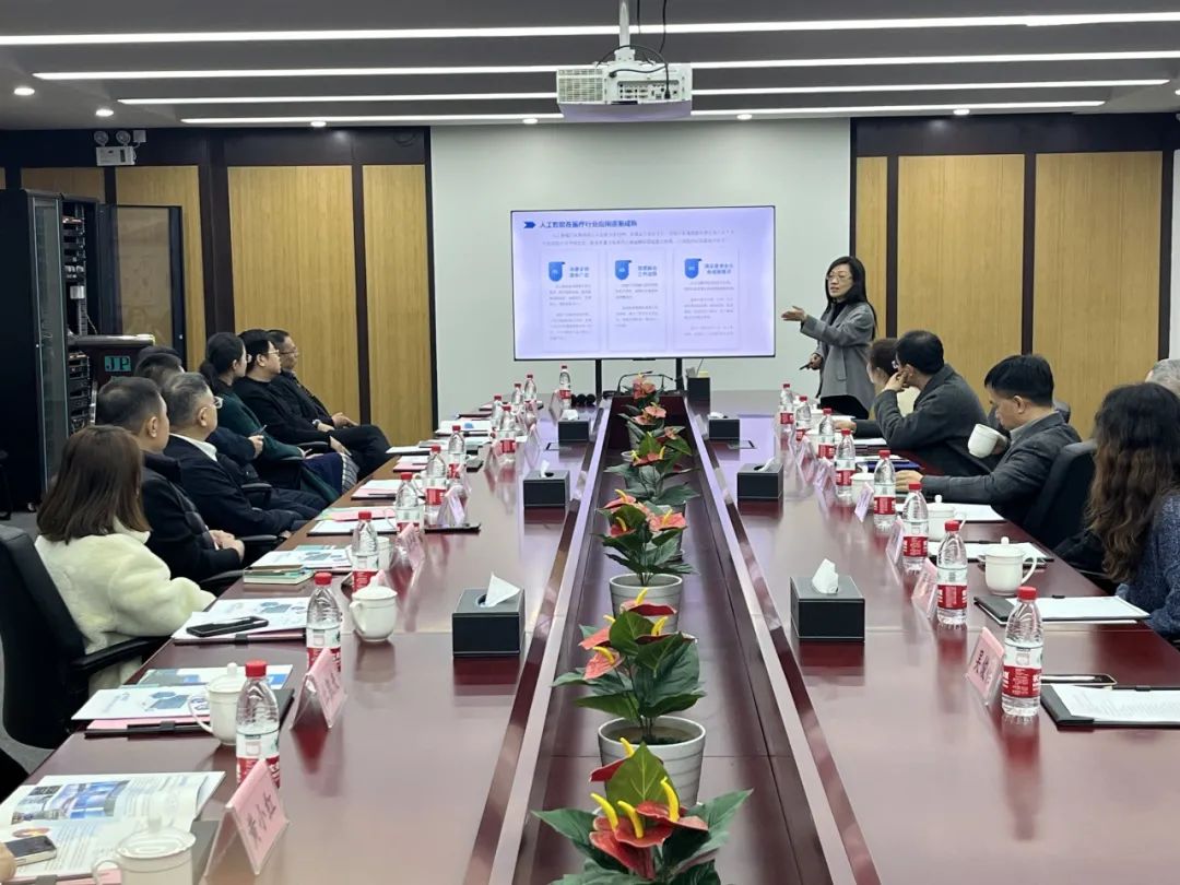 深圳市龙岗区人民政府副区长张玉庆一行莅临健培科技考察调研-新闻动态|健培科技