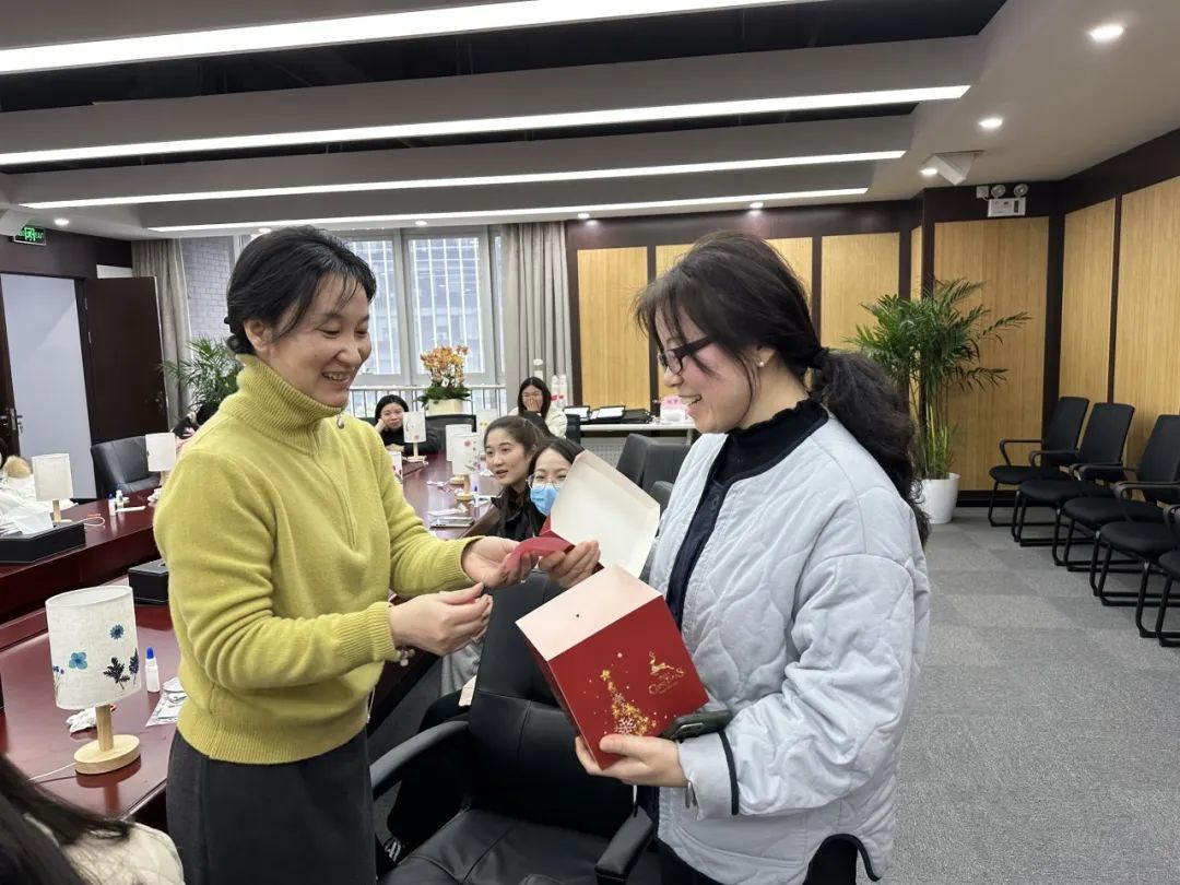 以AI之名，，，，，致敬青春，，，，，女神节快乐！-新闻动态|健培科技