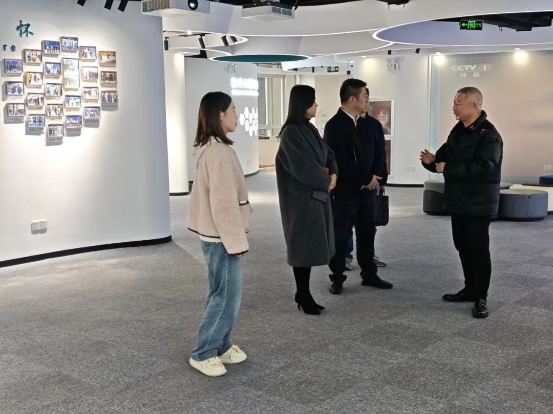 萧山区经信局党委书记、局长王艳萍一行莅临健培科技考察调研-新闻动态|健培科技