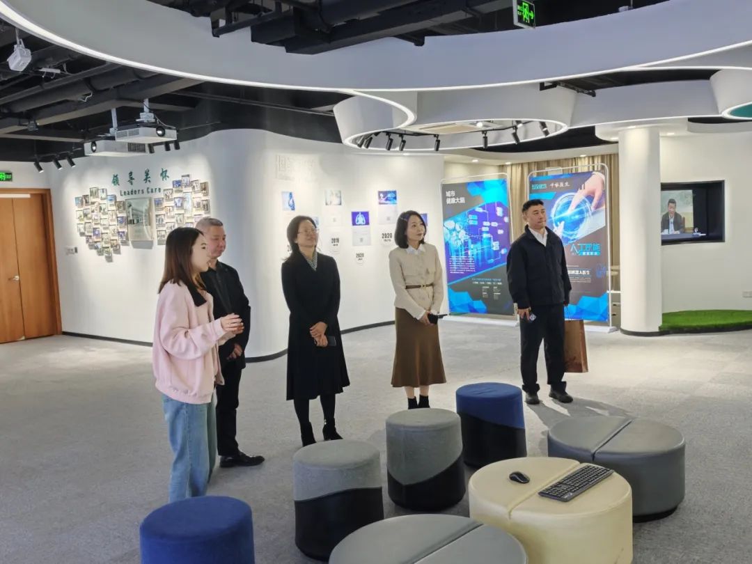 成都武侯区人大常委会副主任李林一行莅临健培科技考察调研-新闻动态|健培科技