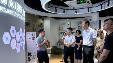 上海杨浦区人民政府副区长刘晋元一行莅临健培科技考察调研